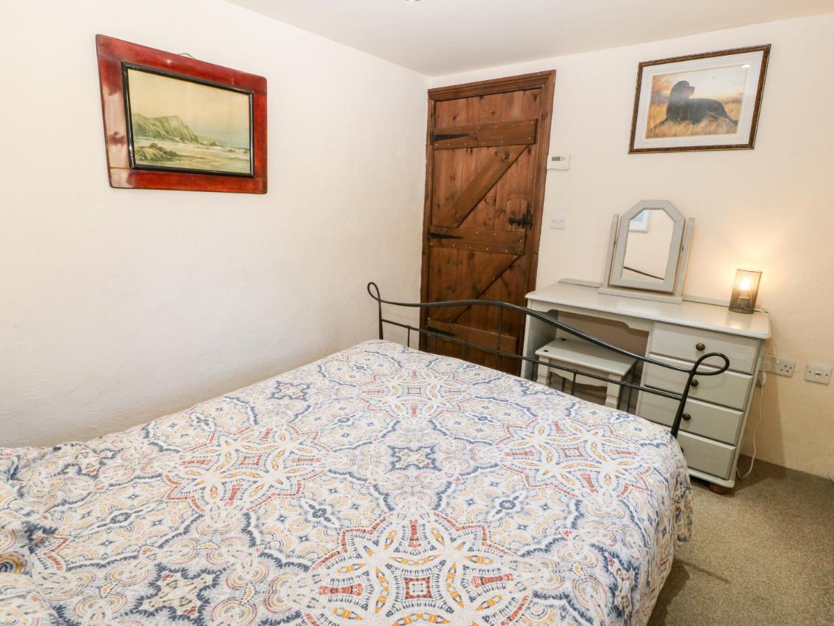 Bwthyn Yr Helyg Willow Cottage Llannor Esterno foto