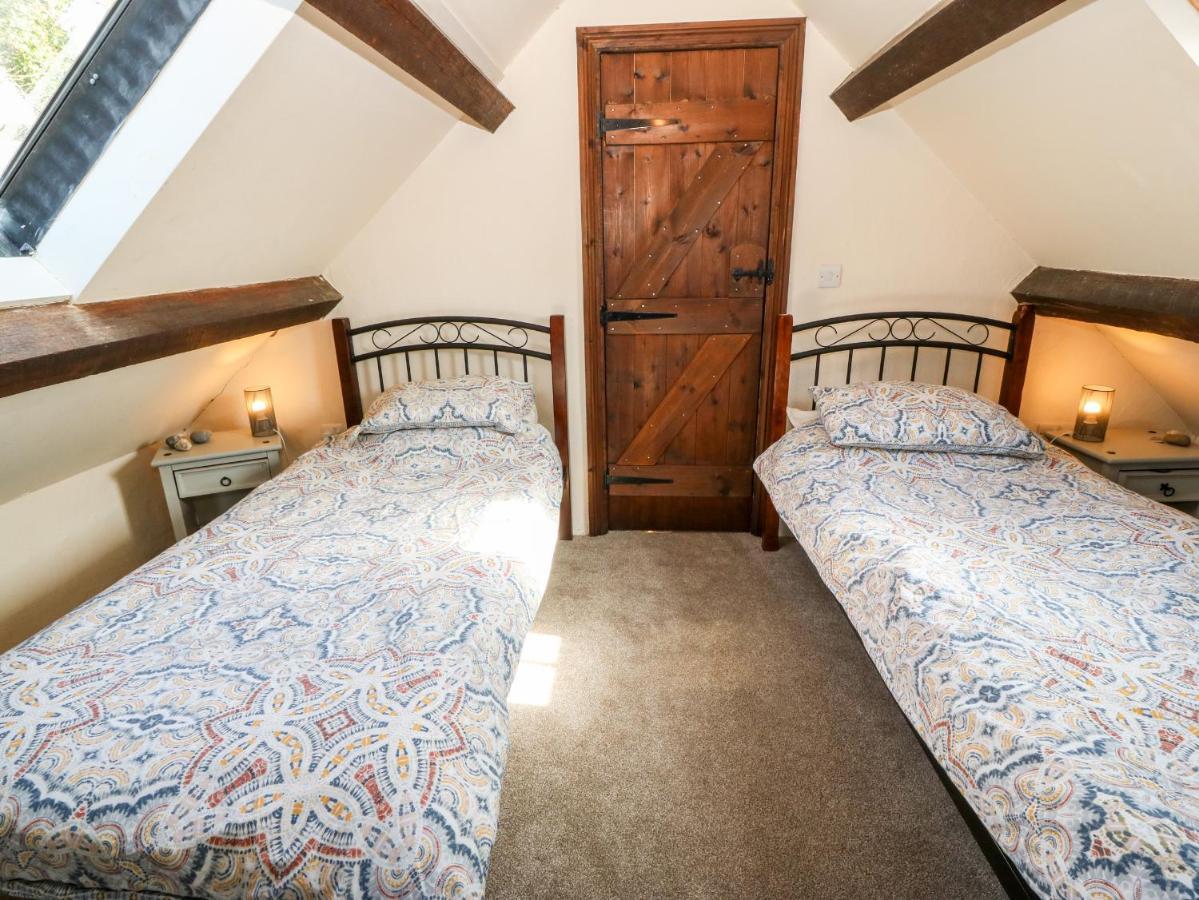 Bwthyn Yr Helyg Willow Cottage Llannor Esterno foto